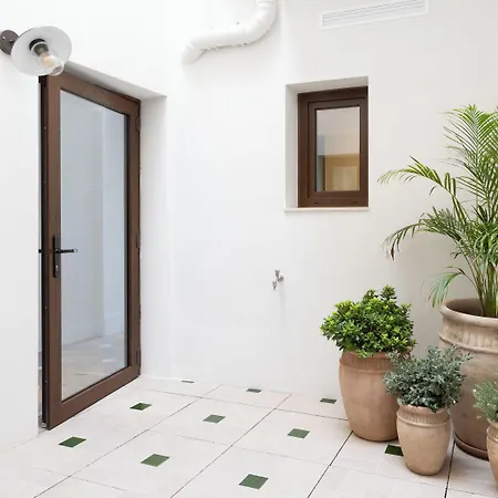 ゲストハウス Casa Postigos